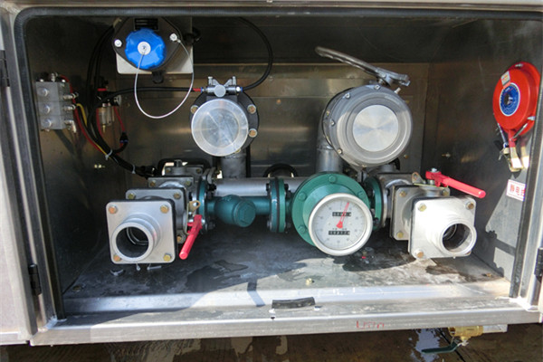 336hp 371hp 18M3 18cbm 18000L Oil Tank Truck