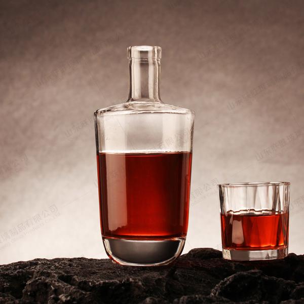 Garrafa Brandy Gin Rum Tequila Vodka Espíritos Botelha com tampa 750 ml Material do corpo Vidro