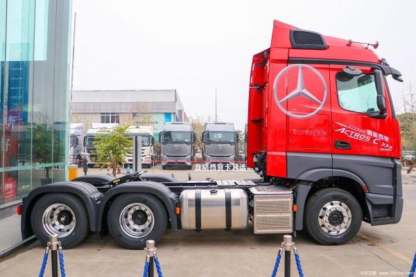 2023 Ben-z Mercedes Tracteur routier 580 chevaux Grand poids lourd GVW 26000kg 6 * 4 cylindrée 12.9L Tracteur à tête de camion pour expédition rapide