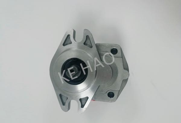E320C Cast Iron Gear Pump Medium High Pressure Black Color 1 Year Warranty
