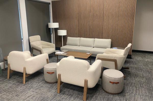 FSC Eco-friendly Natural Oak Acoustic Wood Veneer Slat Wall Panels Luxury Quality