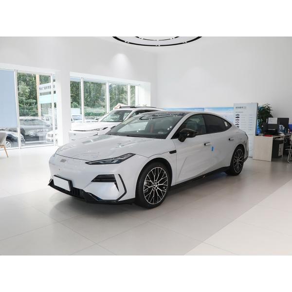 2024 Geely Galaxy E8 620km 4 Door 5 Seater Multiple Functions Smart Electric Ev Sedan Vehicle For Adult