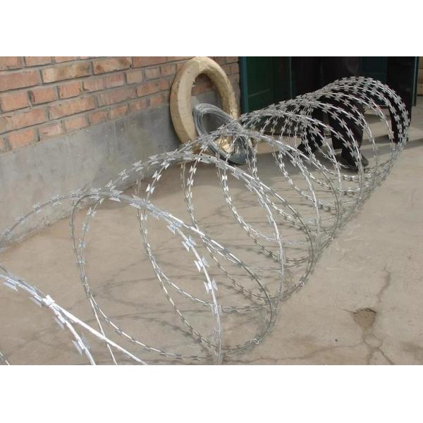 Hot Galvanized Flat Wrap Razor Wire Stainless Steel Bto22 For Farm