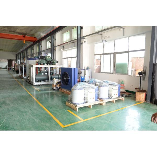 Semi Auto Industrial Ice Chipper Easy Operation Stainless Steel Corrosion Proof