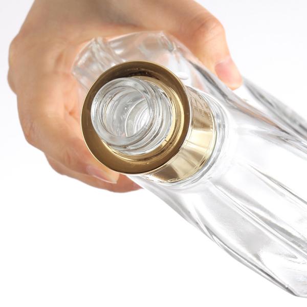 Bouteilles en verre de whisky, de cognac, de rhum et de vodka personnalisées