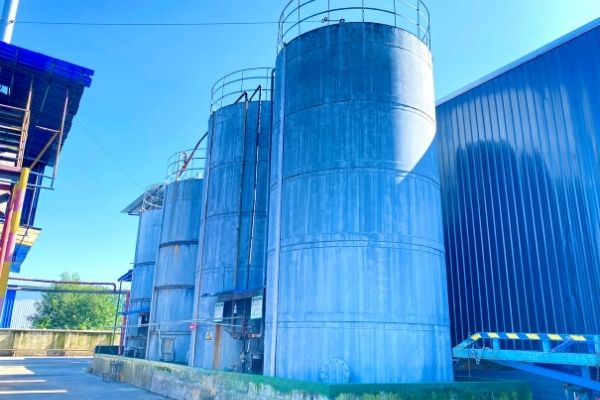 Yellow High Nitrogen Compound NPK Water Soluble Fertilizers 30 10 10 TE For Vegetables