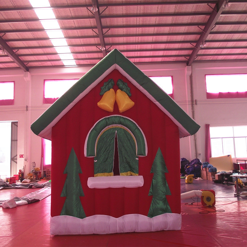 Giant Inflatable Santa House Decoration for Christmas Festivals Malls and Outdoor Events