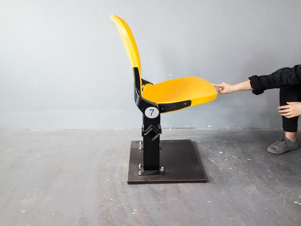 STUNITY Auto tip-up UV resistant wholesale gas assisted PP plastic beam mounted stadium seat with floor mounted brackets
