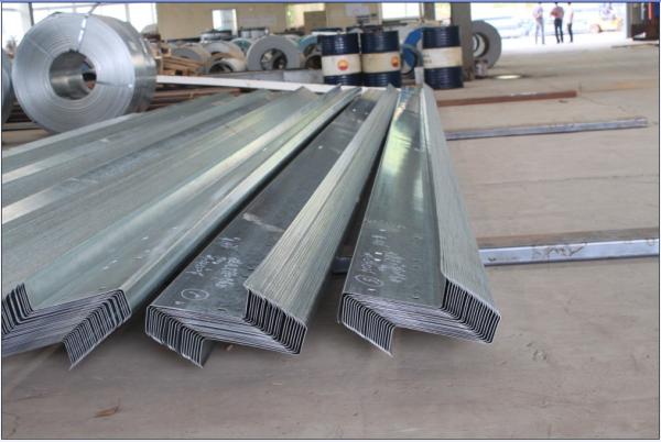 Os painéis de parede/rolo formaram jogos de construções do aço estrutural para a construção do metal