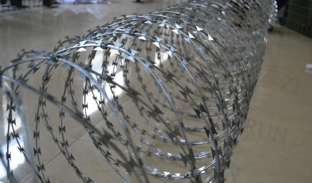 Bto22 Wire Stainless Steel Concertina Razor Blade/Razor Barbed Wire Fence