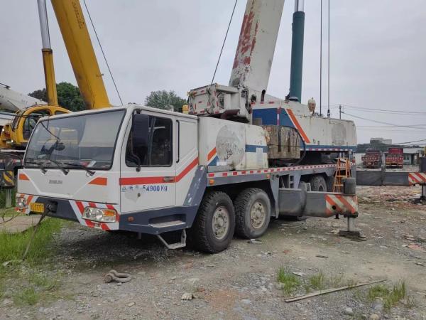 Guindaste móvel de 150 t Caminhão Guindaste montado Guindaste de todo o terreno Venda direta 2010 Zoomlion