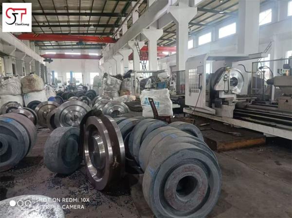 42CrMo Heavy Duty High Precision Carbon Steel Gear Blank Forgings For Industrial Drives