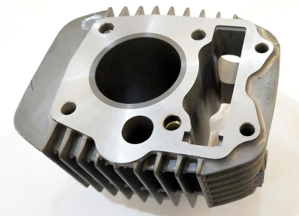 Aftermarket Motorcycle Engine Block BIZ125 Ash Dia 52.4mm Height 100mm