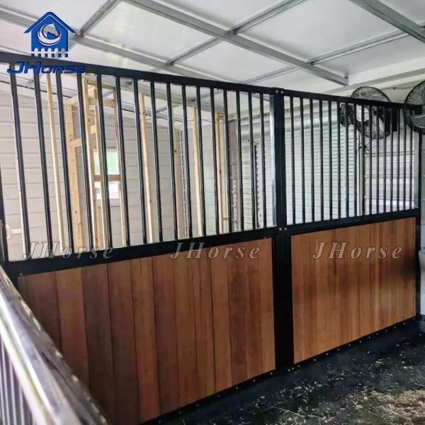 Flexible Portable Bamboo Wooden Prefabricated Portable Horse Stall Box Horse Stable With Steel Frame