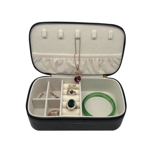 Panton Color Velvet inside Leather Jewelry Box 15*8*5cm