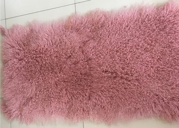O roxo luxuoso tingiu o tapete real da pele de carneiro 2 x 4 polegadas morno para coxins/tampas de Seat