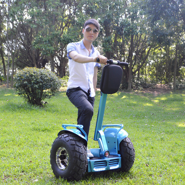 Apple Green Lithium Battery Electric Scooter 2 Wheel / Standing Up Electric Scooter