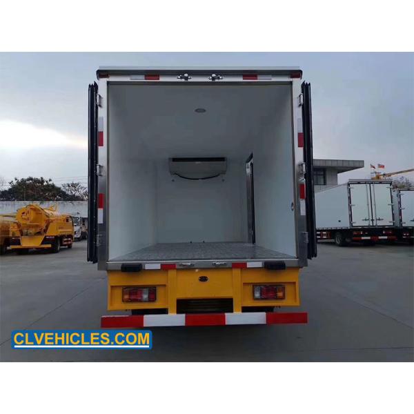 KV600 ISUZU Reefer Truck 4200mm Refrigerator Box Truck With Climate Control