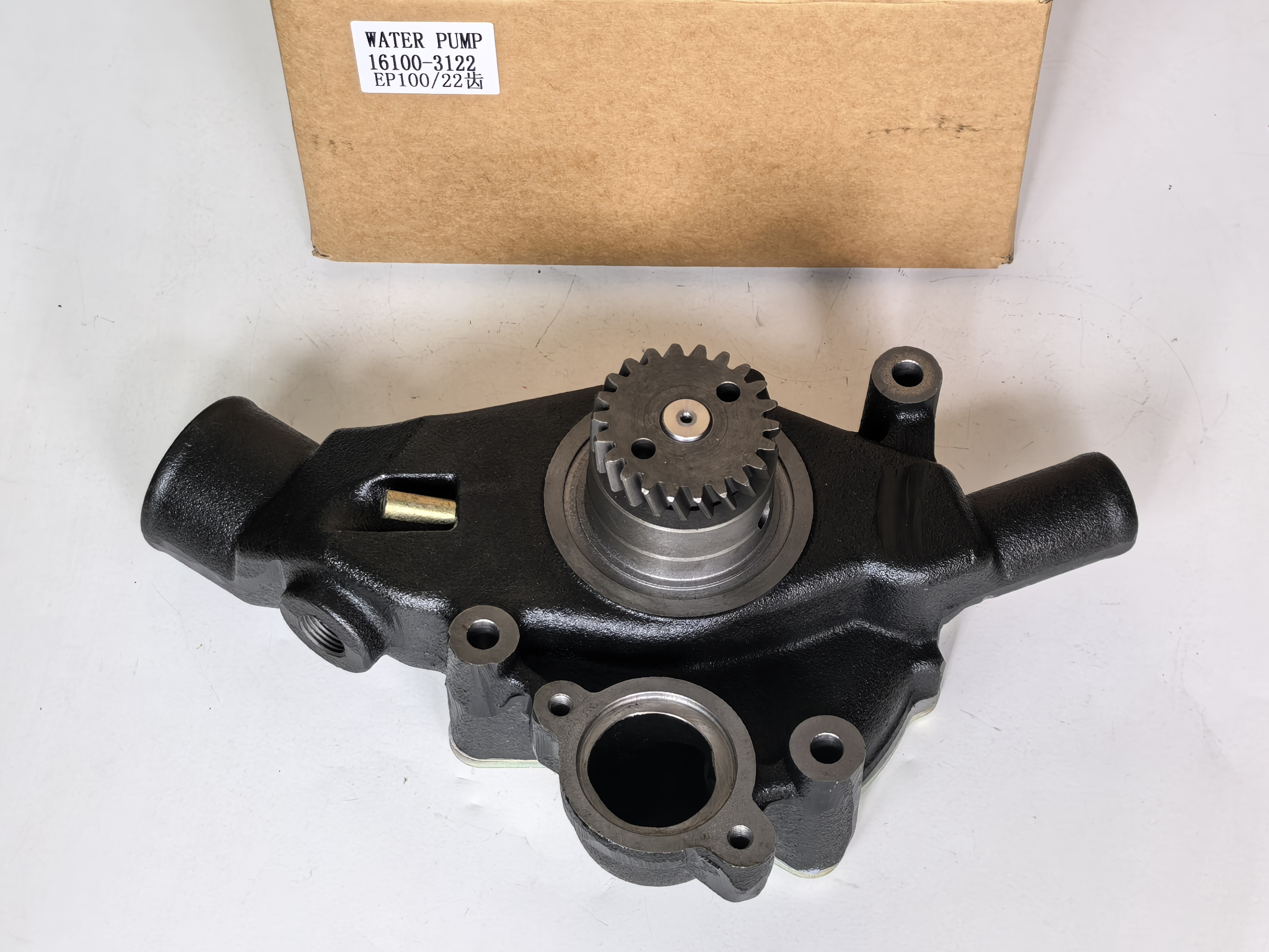 HINO EP100 WATER PUMP  22 teech 16100-3122