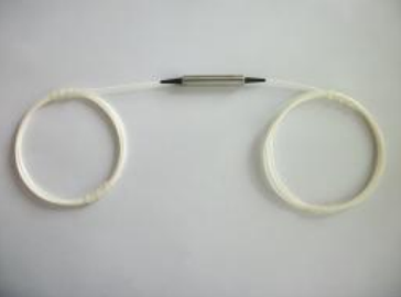 High Power Polarization-Insensitive Optical Isolator