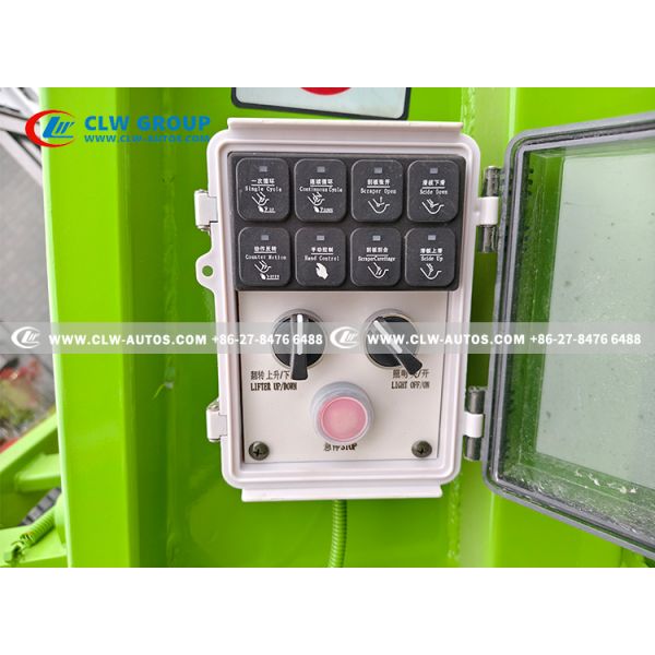 I-SUZU 700P 4x4 RHD 190hp Garbage Compactor Truck and 9m³ Compaction Volume