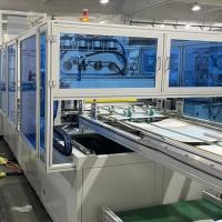 Toda a máquina adota estrutura de solda, que pode personalizar sacos trapezoidais primários de vários tamanhos