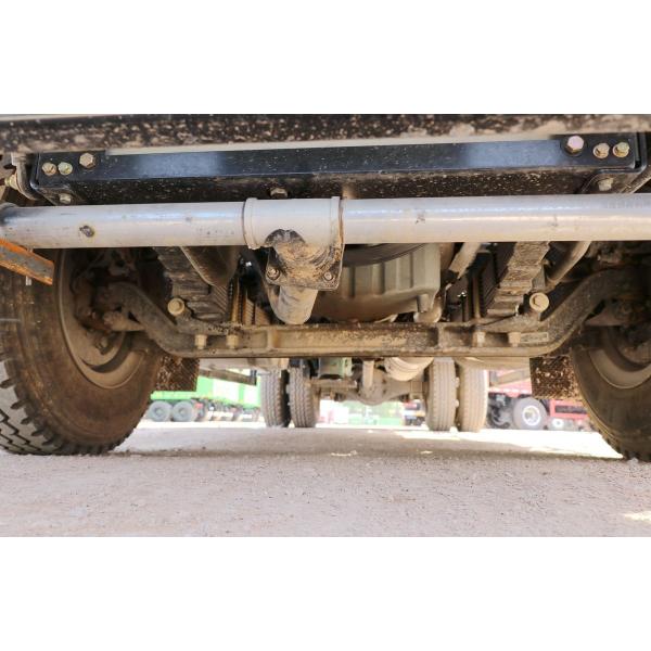 Truck Sprinkler 4500mm Wheelbase FAW J6L Water Tanker 11000 Liters Manual Transmission