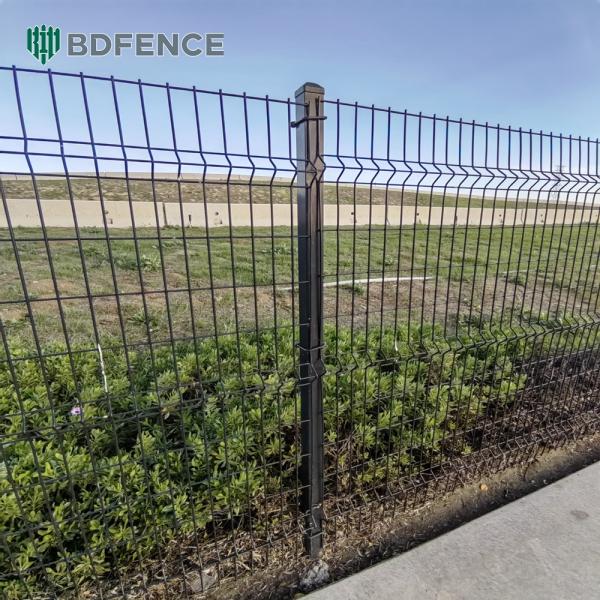 Частный сад, V-образное ограждение безопасности, декоративная безопасность