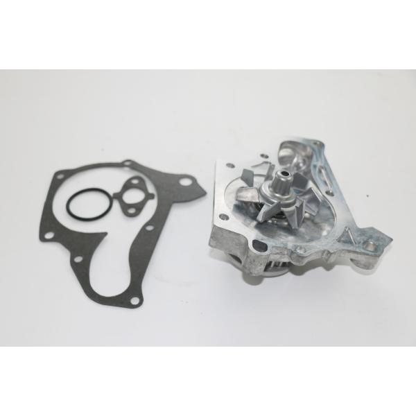 Toyota Avensis 4-door Sedan 1997-2000 Water Pump 16110-79045/16110-79025