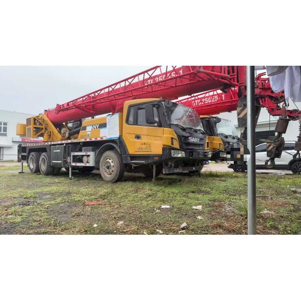 2021 Sany STC250E Used Crane: 48m Main Boom, 16m Jib, 8.6-Ton Counterweight, Excellent Working Condition.