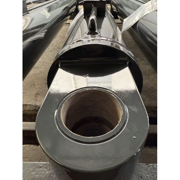 High Tonnage Hydraulic Luffing Cylinder With Hard Chrome Plated Steel Protective Cover