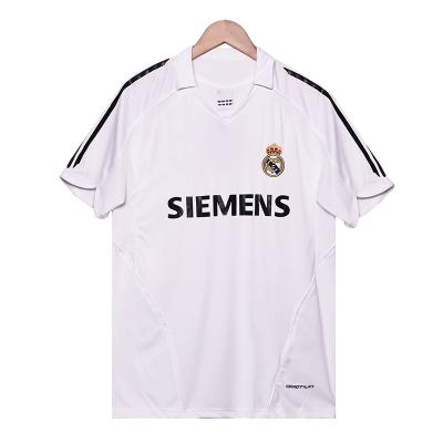 2005-2006 Maillots de football rétro du Real Madrid acceptant les commandes de groupe