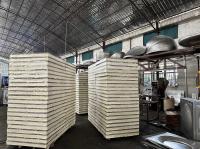 Réservoirs de stockage d'eau chaude isolés carrés en acier inoxydable / réservoirs de panneaux en acier