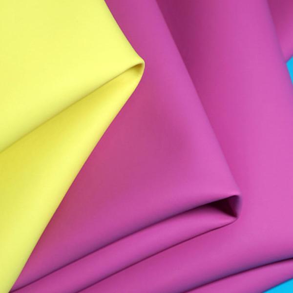 Le cuir synthétique en PVC résistant à l'abrasion pour les meubles