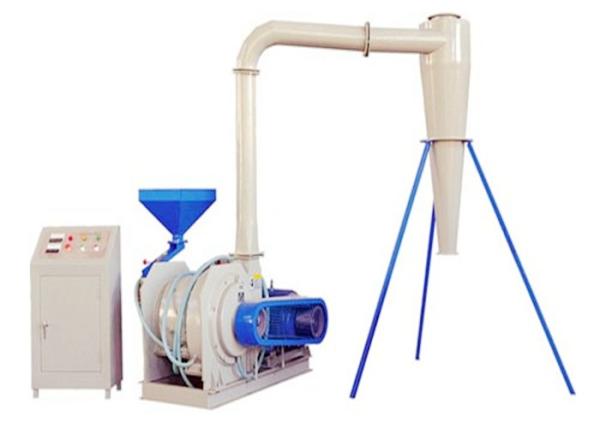 50HZ Plastic Pulverizer Machine For Powder Water Spray Cooling Fully Sealed
