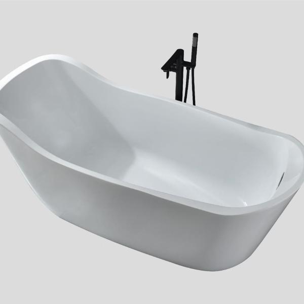 Une baignoire en acrylique avec des instructions d'installation