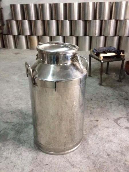 50L Milk Churn Food Sanitary Stainless Steel for Safe and Hygienic Dairy Production