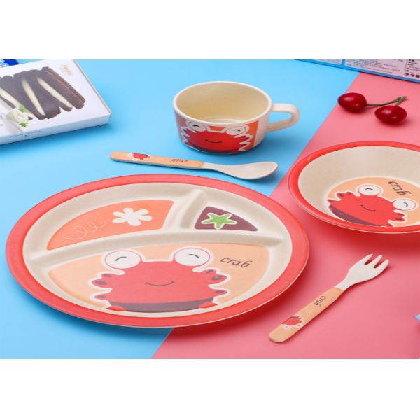 OEM Durable Cartoon Melamine Tableware Sets With Divided Plate Cup Spoon