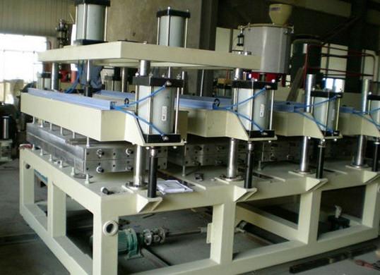 WPC Decorative Foam Board Machine , PVC CELUKA Foam Board Production Line