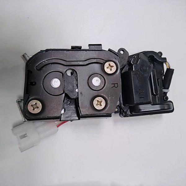 J6 MPV 2009- Spare Parts JAC J6 Front Door Lock 6105100u2010