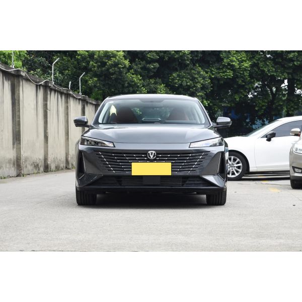 Changan Automobile's New Yidong PHEV Compact Car Turbo Plug-In Automatic Manual Gearbox Euro VI Emission R17 Fabric FWD ACC Left