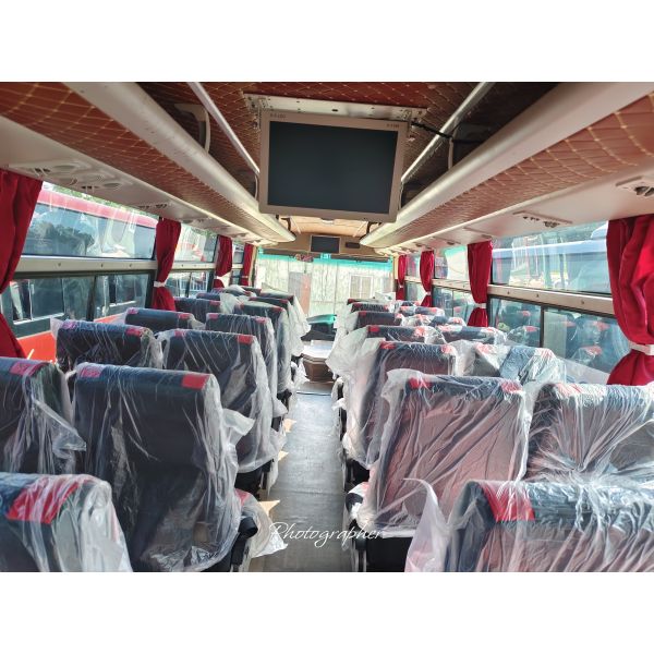 Coach Bus Second Hand Yutong Zk6932D Yuchai 375hp Leaf Spring 43-48 Seats Lux Transport With Air Condition