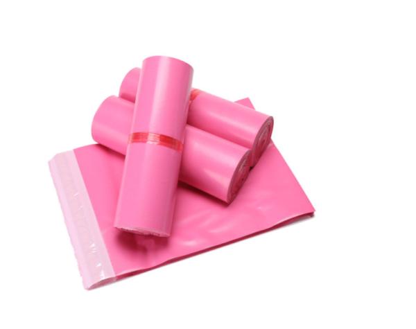 O enviamento Co-ex dos sacos da cor do rosa envolve o à prova de água para o transporte