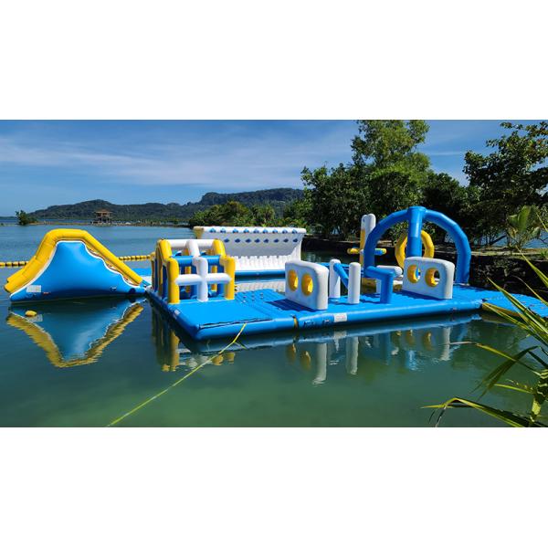 Customized Aqua Outdoor Water Trampoline Park TUV Approved 2.5m Depth