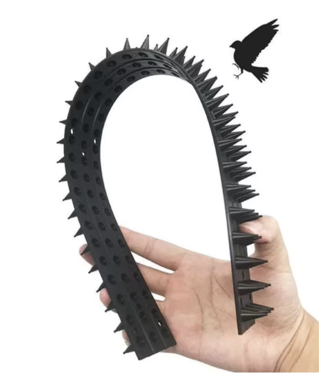 Black Plastic Livestock Self Scratching Board 33X42cm for Relieving Itchiness in Farm Animals