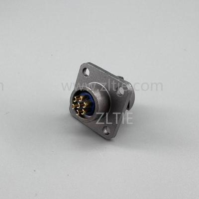 FQ14 Series 7-Pin Square Flange Male Socket