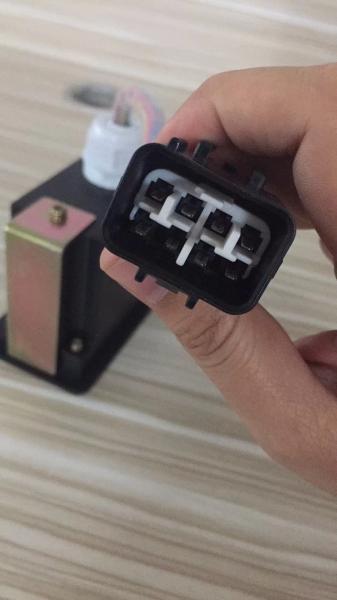 aparelhos elétricos de peças de escavadeira 34B1099/37B0719 QKGTanque de água auxiliarG4-20 caixa de distribuição