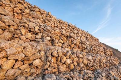 2.7mm fil de diamètre plain tissage Gabion panier pour la protection du rivage