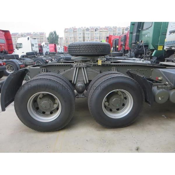 Sinotruk HOWO 10 Wheelers 4*2 6*4 8*4 371HP 375HP 420HP Euro 2 Tractor Truck Trailer Head