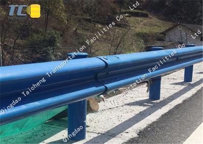 Duas barreiras onduladas anti Eco de envelhecimento ultravioleta da estrada do metal amigável